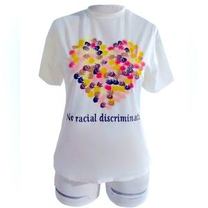 NO RACIAL DISCRIMINATION ✋🏿✋🏾✋🏽✋🏼✋🏻 Print ❤️ Shape T-Shirt & Ripped Shorts